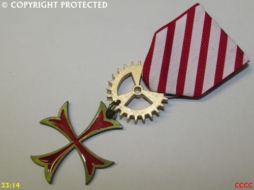 Steampunk Medal pindrape badge brooch knights templar cross star red white #SY48