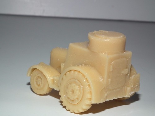 B7 WWII BRITISH HOMEGUARD ARMOURED TRACTOR 20MM SCALE RESIN MODEL KIT