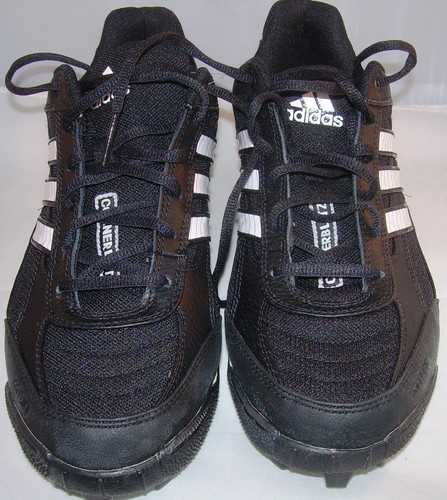 Neu Adidas Football Schuhe Corner Blitz 7 MD Low US 11,5 EUR 46 black