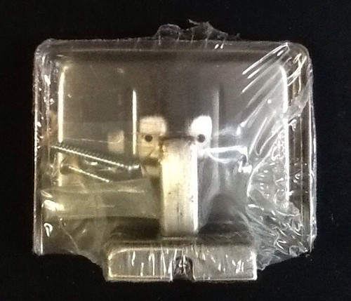 Lot of 1,C-2-D Bobrick Soap Dish 4-1//2/"W x 2/"H Satin