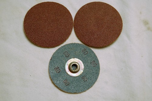 qty of 25 2/" Locking Disc 80 Grit