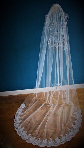 Wedding Veil *Cathedral Length*1 Tier*Off white// Ivory*Wide Corded Lace*