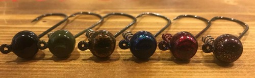 Size and Color 5PK Stand Up Shakey Head 1//8oz 3//16oz or 1//4oz Pick Hook
