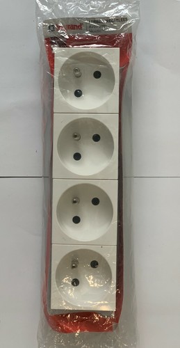 Prise MOSAIC PRECABLEE 4 x PRISES 2P T LEGRAND neuf