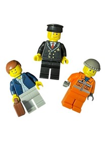 2010 LEGO CITY Airport Lot 3181 & 3182 with Box, Manuals, Minifigures Incomplete