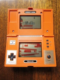 NINTENDO Donkey Kong Game and Watch in Excellent Condition (DK-52) 1982