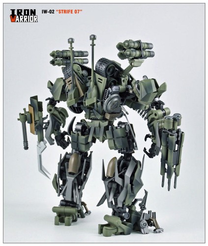 Toys Hero In Hand Transformers IRON WARRIOR DMK IW-02 Strife-07 BRAWL Assemble