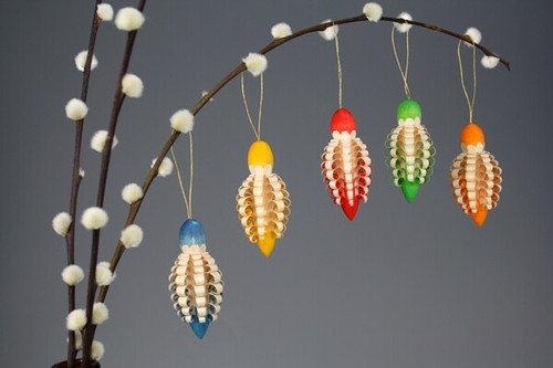 Strauchbehang Spanzapfen 5 Stück im Set 3x6x3cm NEU Ostern Frühling Anhänger