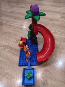 Lego DUPLO Winnie the Pooh ~ Tigger's Slippery Slide w/Lego Pcs. & Base Plate