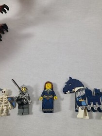 Vintage LEGO Castle Fantasy Era Red Dragon And Minifigures 7093 Skeleton Tower