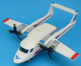 LEGO 60116 - Ambulance Plane - City / Hospital - 2016 - Trail Bike