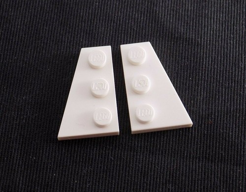 8 Pieces 4 Pair LEGO White Wedge Wing Plate 2 x 3 Left /& Right 43722 43723