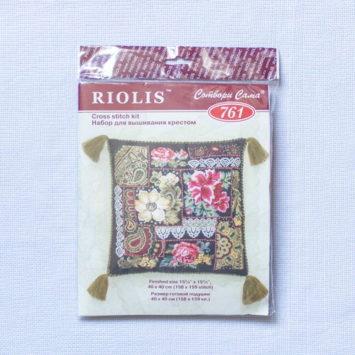 Counted Cross Stitch Kit RIOLIS 761 /"Flowers Arrangement Cushion/"