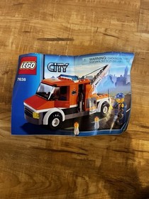 LEGO City #7638 Tow Truck 100% Complete w/ Instruction & Minifigures