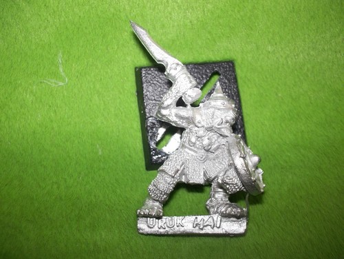 LOTR ME 44 URUK-HAI ORC WARRIOR