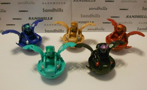 Bakugan Spin Ravenoid Darkus Aquos Ventus Pyrus Subterra /& 2 cards