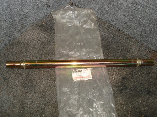 YAMAHA NOS OEM SUSPENSION IDLER SHAFT BR250 ET340 EX570 ET410 PZ480 8L1-47461-00