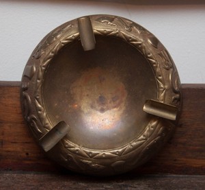 Vintage-JOYERIA-ARBOLEDA-Brass-Ash-Tray-Venezuela-Latin-Figural-Animals