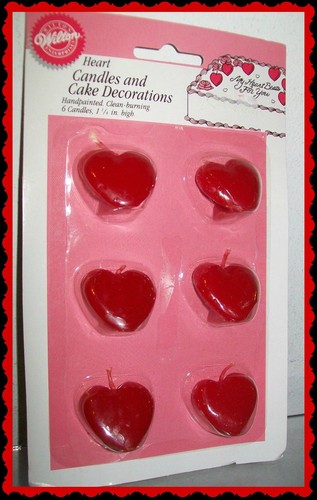 PICK FROM TWO NEW WILTON VINTAGE HEART CAKE AND PARTY SUPPLY CANDLES