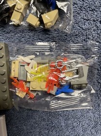 LEGO Harry Potter 4704 The Room of the Winged Keys 2 Sealed Bags Incomplete