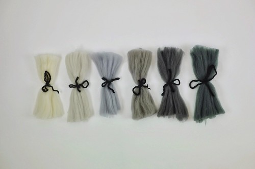 4kg Light Silver Mammoth® Giant Super Chunky Bulky Extreme Arm Knitting Yarn Big