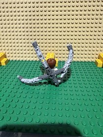 LEGO Marvel Super Hero’s Dr. Octopus Doc Ock Lab Coat 76015 Minifigure