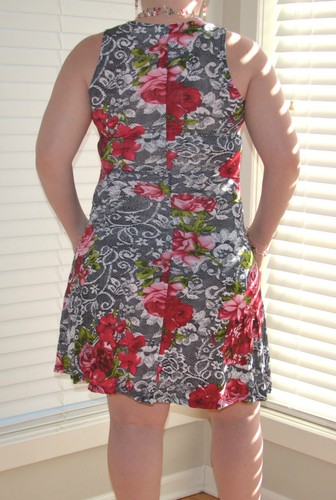 NEW /'SAPA/' STYLE SUMMER CASUAL DRESS VARIOUS SIZES