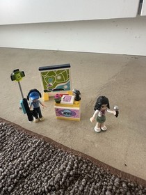 LEGO FRIENDS: Heartlake News Van (41056) - COMPLETE SET