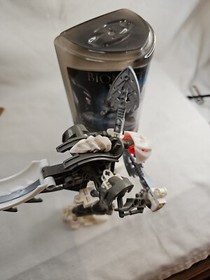 LEGO Bionicle Rahkshi 8588 Kurahk & Kraata w/ Canister White & Gray