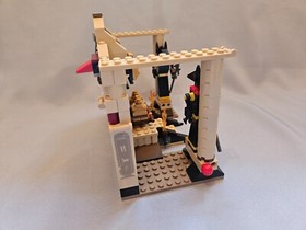 LEGO Indiana Jones #7621 The Lost Tomb - Complete, Instructs, Marion Fig Damaged
