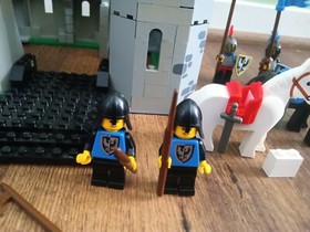 Lego Legoland Castle Black Falcons 6074 Black Falcon's Fortress