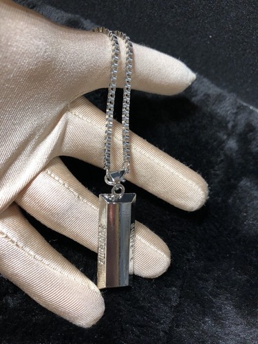 /"Suprême/" SILVER Bar Pendentif et chaîne
