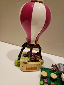 Lego Friends Andreas hot air balloon 41097