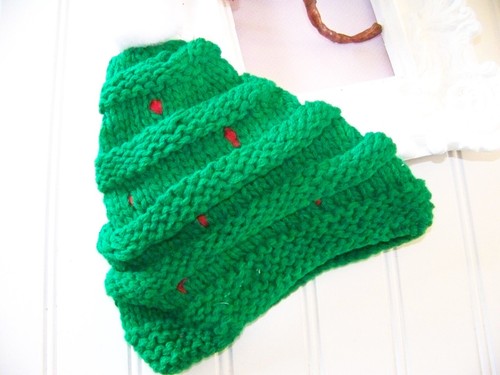 Infant//Toddler Green /"Oh Christmas Tree/" crotcheted beanie NEW