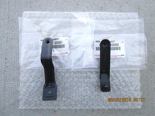 07-11 TOYOTA FJ CRUISER SET OF 2 FLOOR MAT CLIP CARPET CLIP NEW 35061 /& 35050
