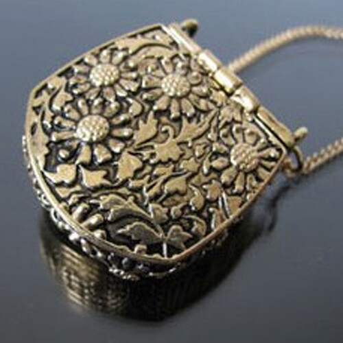 VINTAGE Sac Forme sculpté Bronze Sweater Collier médaillon pendentif longue chaîne U