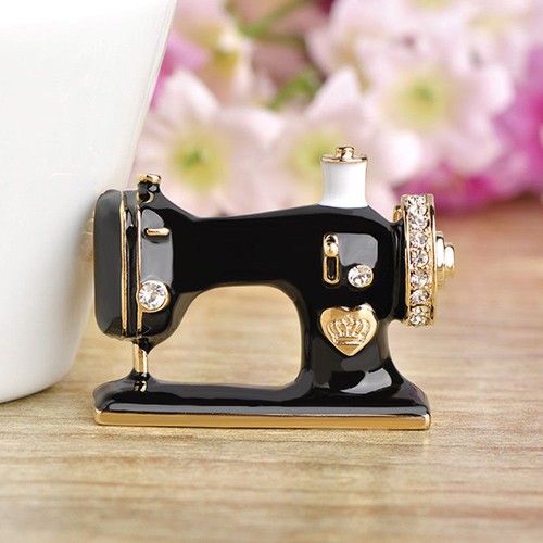 Frauen Emaille Nähmaschine Brosche Muster Brosche Schmuck Geschenk Schwarz