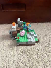 LEGO Minecraft the Iron Golem Building Set 21123 (no box)