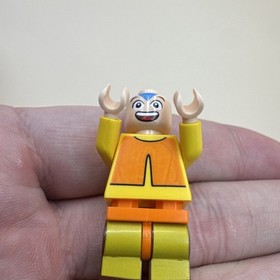 Lego Avatar the Last Airbender: Aang Minifigure from 3828 3829