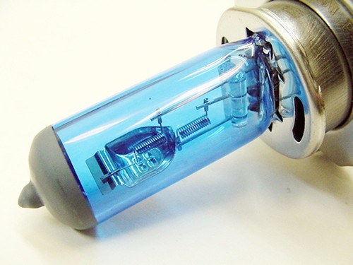 Fits Kawasaki Vulcan 1500 Nomad 1600 Classic Super White Headlight Bulb Lamp