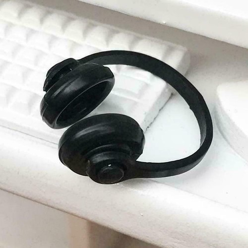 Miniature Neat Black Plastic Headphones Dollhouse Decor T0K2 Toys 1:12 F2P0