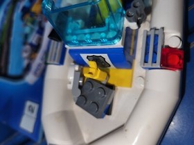 LEGO 60045 CITY Police Patrol Boat 90% w/ mini figure and instructions