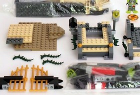 Lego 8061 - Atlantis Gateway Of The Squid - 87% Complete