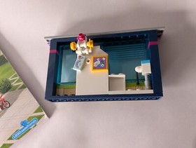 Lego Friends Heartlake Hospital 41318 Parts Only Mini Figures Manual Incomplete
