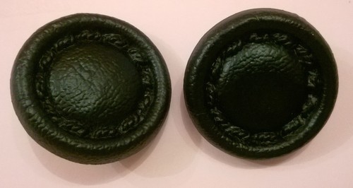 42 Mm x 2 Negro Grande Botones efecto Cosido función de espiga redonda-B625