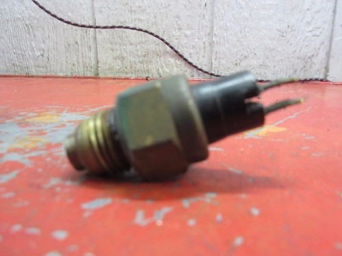 YAMAHA VMAX V-MAX 1200 VMX12 85 OEM THERMO TEMPERATURE TEMP SENSOR SWITCH FZR600