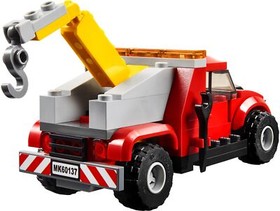 LEGO City Police 60137 Tow Truck Trouble Catch The Crook Before He Tows The Safe
