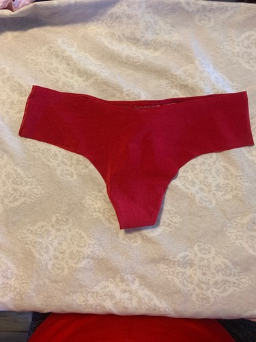 victoria secret seamless No Show thong BNWT size Small Red Color Very Cute!