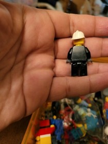 LEGO Town City Fire 2013 MINIFIGURE twn175 FIREMAN - SET: 10661 C16-3