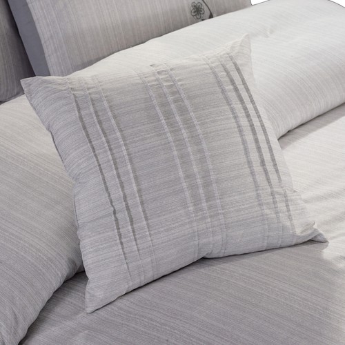 Chezmoi Collection Rowland 7-Piece Chic Floral Flowers Embroidered Comforter Set